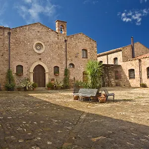 relais-santa-anastasia.sicilyhotelsitaly.net/