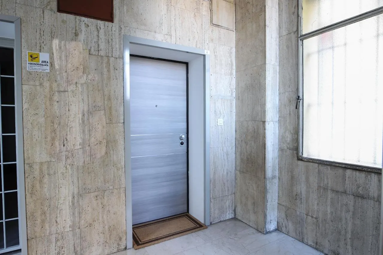 Central Apartment Close To Food And Shopping Bologna